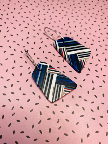 Fiesta rhombus earrings Navy/white