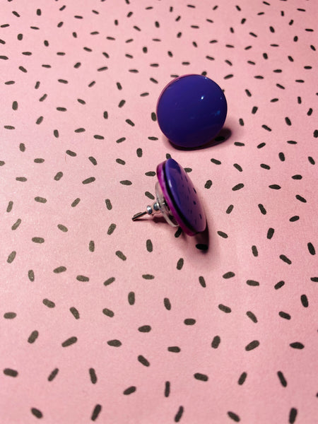 Fiesta small studs purple