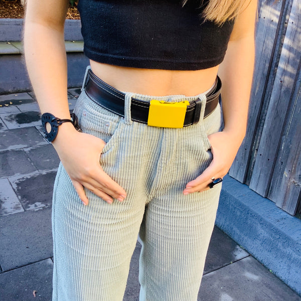 Metal yellow tube tyre belt